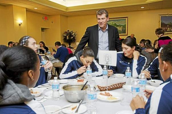 Auriemma a Norristown-02