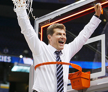 Geno Auriemma 02