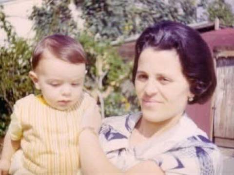 Dagli Stati Uniti a Montella sulle tracce delle proprie radici: aiutiamo la famiglia Amoroso a ritrovare la storia di Eleonora Carfagno