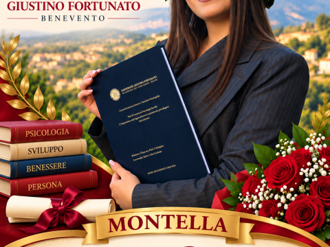 Julia Carbone laureata in Scienze e Tecniche Psicologiche